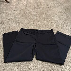 Black cropped chino